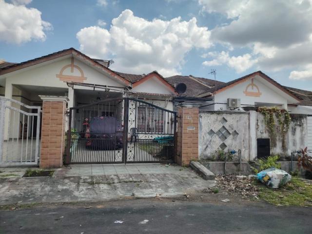 RENOVATED EXTENDED 1Storey Terraced House Intermediate