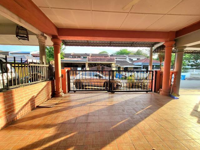 Renovated Extended 5 Bedroom Single Storey Bandar Baru Sungai Buloh