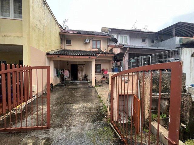 RENOVATED EXTENDED CHERAS HOUSE Taman Bukit Permai Cheras KL