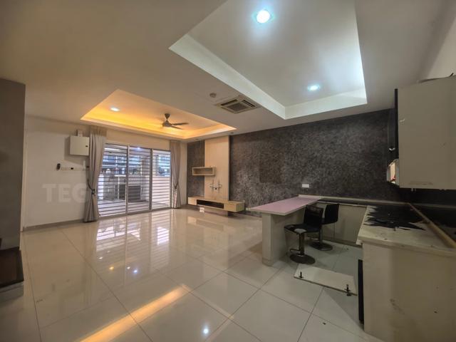 Renovated Extended Kemuning Utama 22x70 2 Sty Kota Kemuning Gg