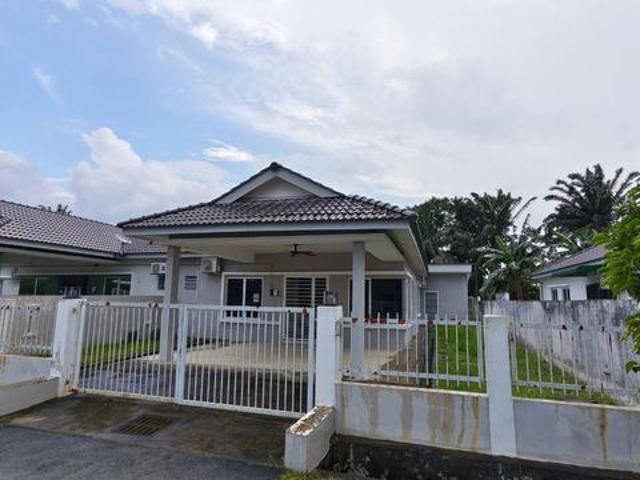 Renovated Extended Semi D Setingkat 40 x 80 Taman Indah Puteri