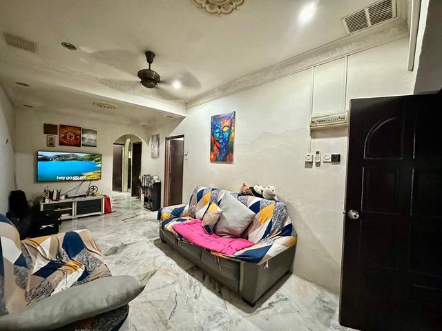 RENOVATED EXTENDED Single Storey Jalan Mawar Taman Puchong Perdana