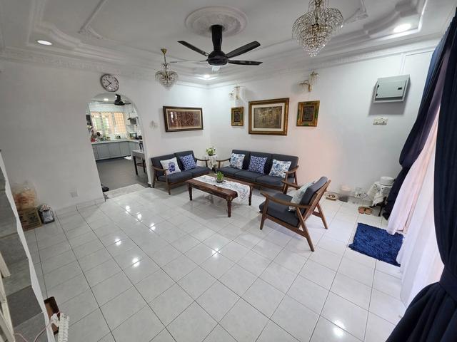 RENOVATED EXTENDED Taman Puchong Utama Rumah Untuk Dijual Murah