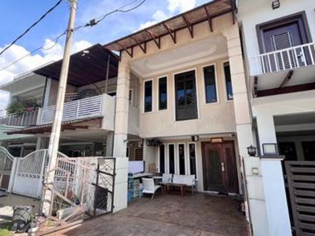 RENOVATED FACING OPEN Double Storey Terrace Taman Kosas Ampang