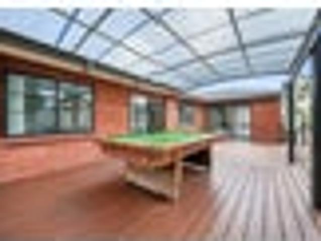 RENOVATED FAMILY HAVEN and OUTDOOR ENTERTAINING