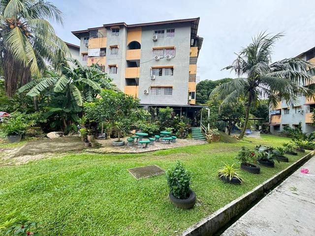 Renovated Flat Taman Rinting Masai