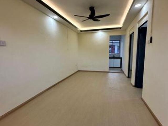 Renovated Flat Taman Rinting Balau