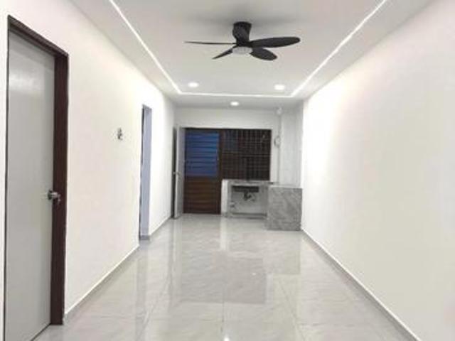 Renovated Flat Tasek 64 Bandar Seri Alam Pasir Gudang