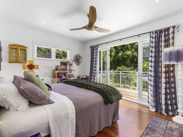 Renovated, Flexible, Sunny & Sheltered
