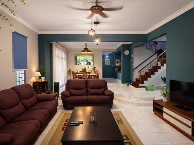 RENOVATED FREE FACING SemiD Taman DUtama Perling Johor Bahru