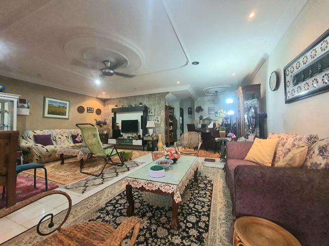 RENOVATED FREEHOLD 2 Storey Taman Kesidang Bandar Melaka