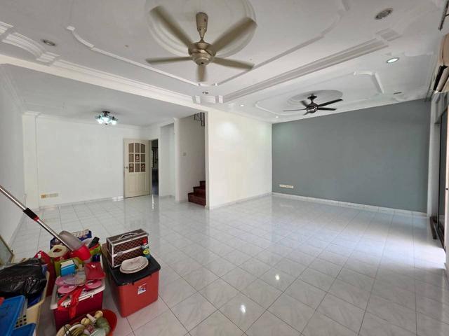 Renovated Freehold Double Storey Terrace Taman Cheng Perdana
