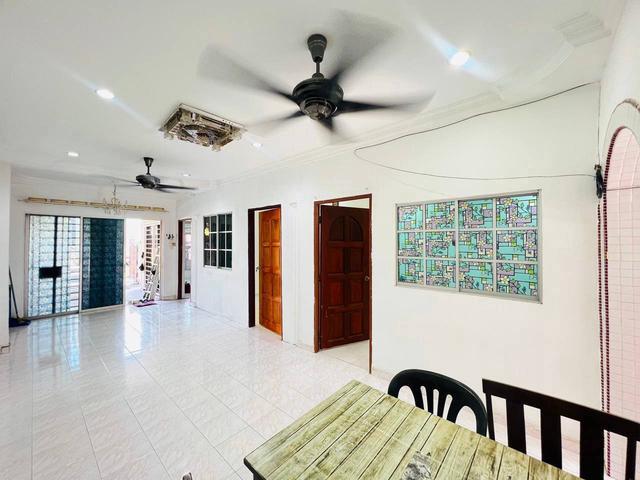 RENOVATED FREEHOLD Singe Storey House Bandar Kinrara BK4 Puchong