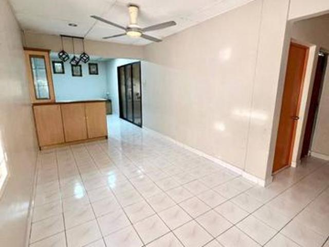 RENOVATED FULL LOAN CORNER Saujana Apartment Damansara Damai LOCK 1K