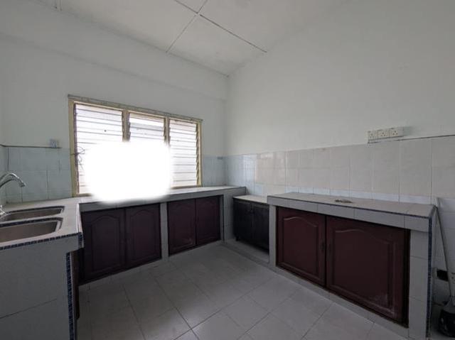 Renovated Full Loan Flat Taman Sri Manja Petaling Jaya Table Top