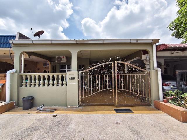RENOVATED FULL LOAN Teres Setingkat Taman Semarak 2 Nilai