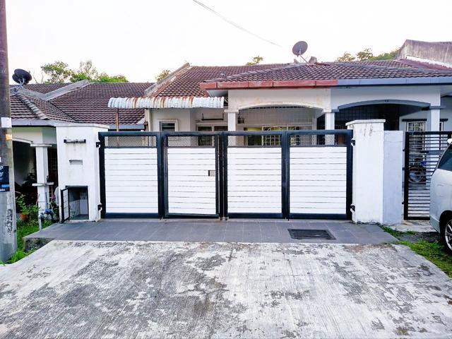RENOVATED FULL LOAN 1 Storey Taman Lestari Putra 7 LEP7