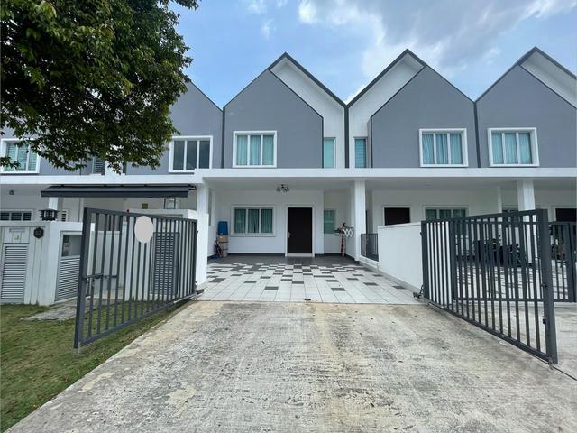 RENOVATED FULLY FURNISH Ebonylane Eco Forest Semenyih