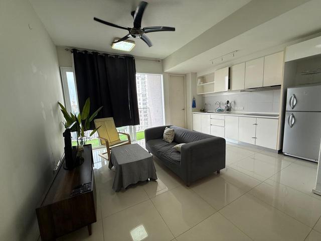 Renovated Fully Furnished Verdi condo mutiara shaftsbury at Cyberjaya