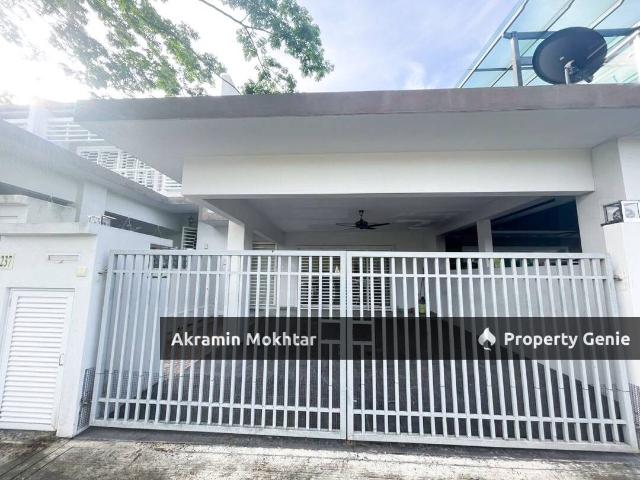 Renovated & Furnished | 2 Storey Terrace @ Laman Azalea, Taman Nilai Impian, Nilai