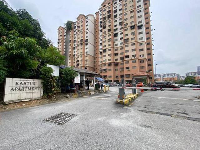 Renovated Kasturi Apartment Bandar Sri Permaisuri Cheras Kuala Lumpur