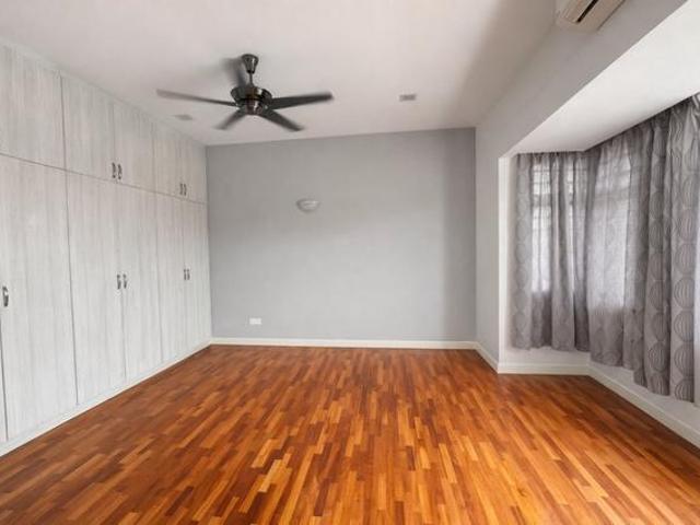 Renovated Kemuning Bayu Kota Kemuning 4 bedrooms 4 bathrooms