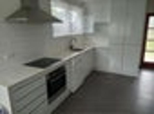 RENOVATED KITCHEN & BATHROOM 3 BEDROOM HOME