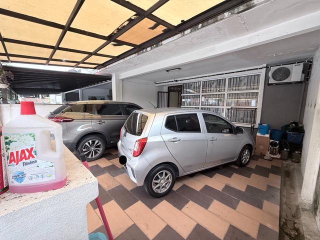 RENOVATED HOUSE Taman Mawar Bandar Baru Salak Tinggi