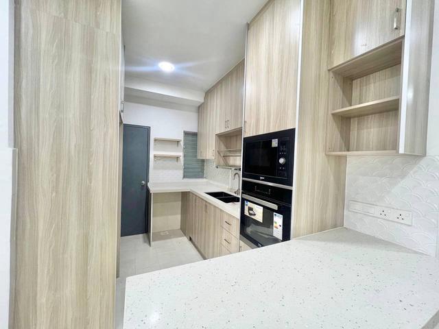 RENOVATED HIGH FLOOR SELANGORKU PRIMA LAKEFRONT HOMES Cyberjaya