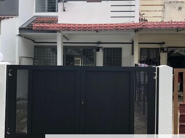 Renovated intermediate lot double storey in SS19 Subang Jaya