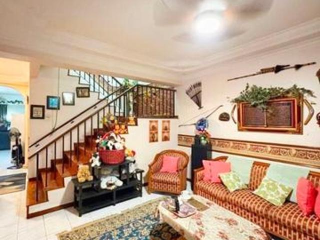 Renovated Jalan Rumbai Taman Daya Tebrau