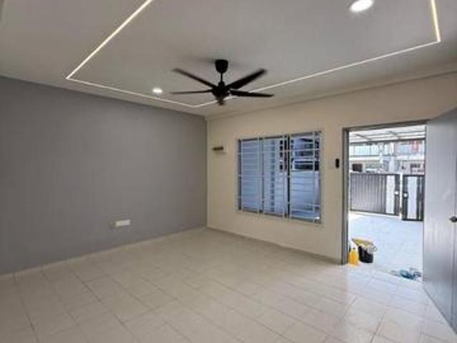 Renovated Jalan Tempua Taman Scientex Pasir Gudang Double Storey Rumah