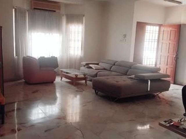 Renovated One And A Half Storey Bungalow Sapphire Emerald Rawang