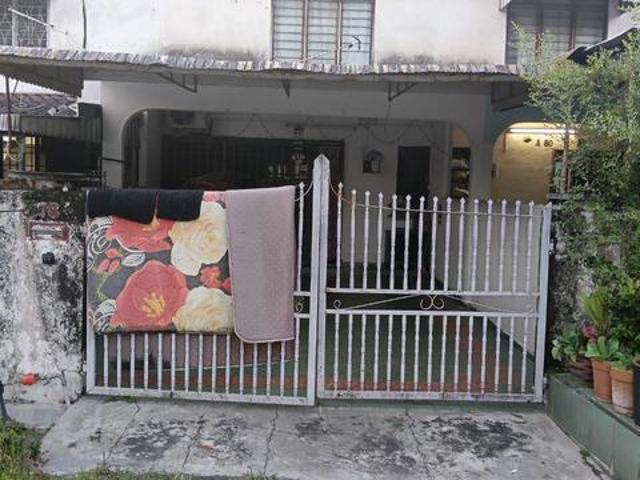 Renovated Low Cost 2sty terrace house at Taman Utama Bercham for Sale