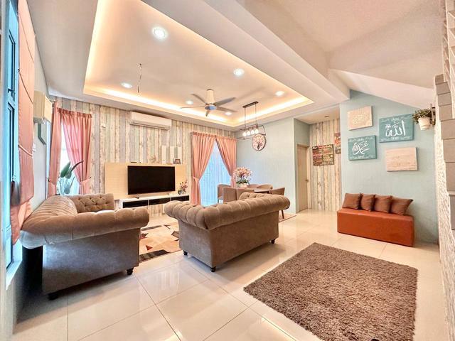 RENOVATED LOW DEPOSIT Semi D Cluster Royal Ivory SP 10