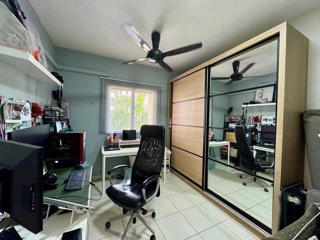 Renovated low Floor Setia alam