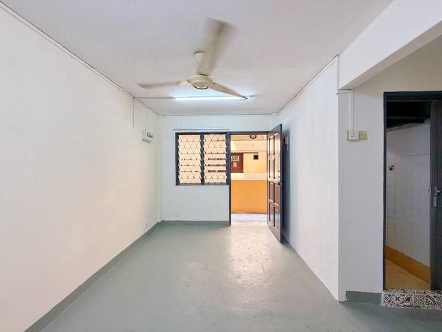 RENOVATED LEVEL 1 FULL LOAN Pangsapuri AH Pandan Indah KL