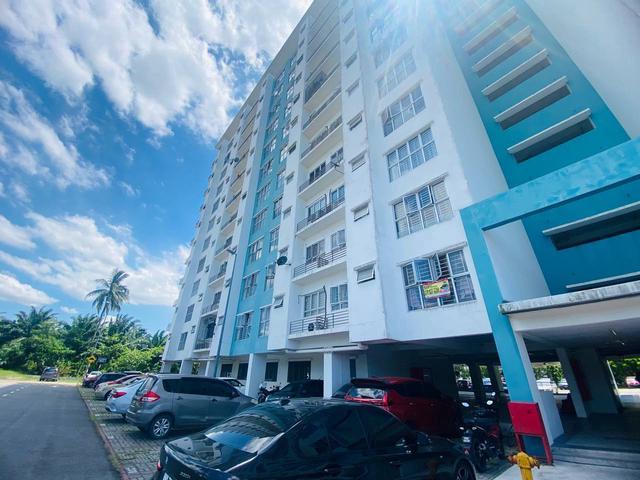 RENOVATED LEVEL 1 Pangsapuri Jenderam Indah Dengkil with Lift