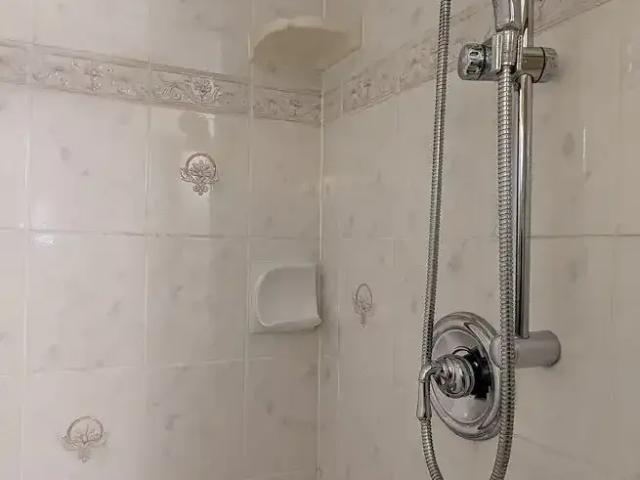 Renovated! Main Floor Large 3 Bedroom