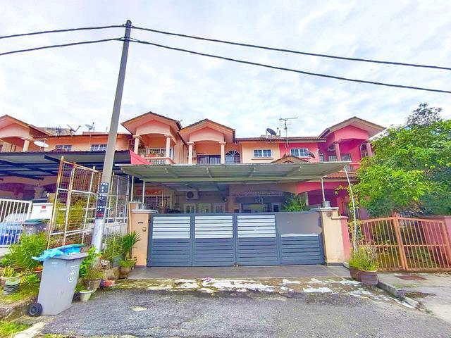 RENOVATED NON BUMI 2 Storey Terrace Taman Kekwa Seremban Senawang