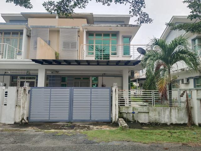 RENOVATED NON BUMI Double Storey SEMI D Royal Ivory 2 SP 10