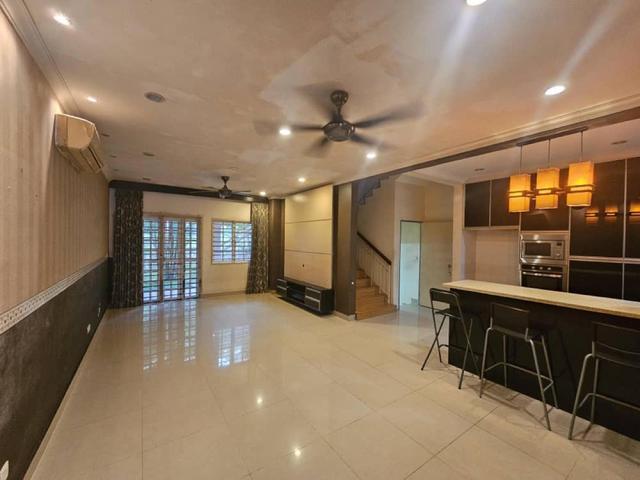 RENOVATED New Hampshire 25 Terrace Presint 18 Putrajaya
