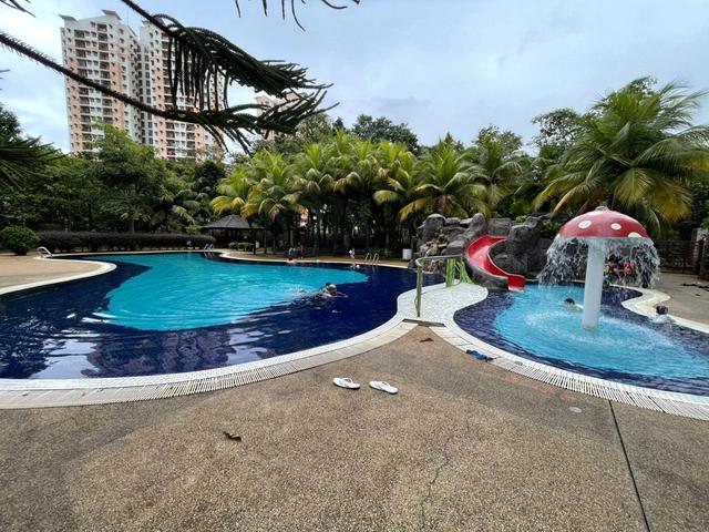 RENOVATED Saujana Aster Condo Facing Pool Presint 11 Putrajaya