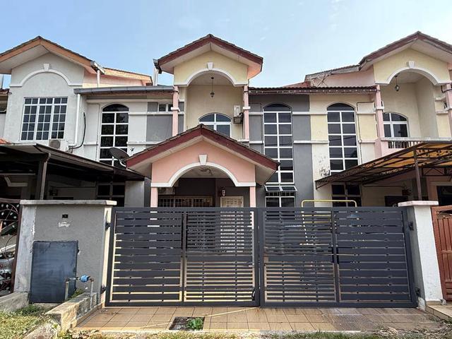 RENOVATED Seksyen 3 Bangi 2Storey Terrace FULLY EXTEND