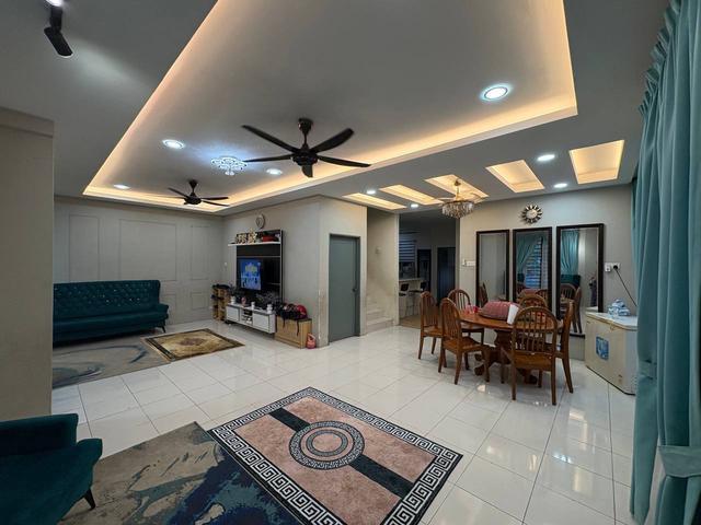 Renovated Semi D Extra land 10 di Tmn Dato Hormat Panglima Grg