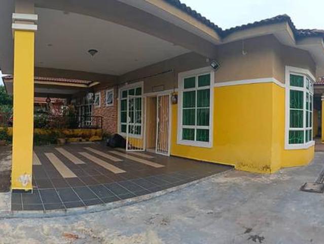 RENOVATED SEMI D Taman Semabok Jaya Melaka