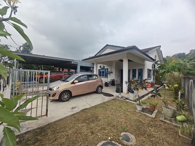 Renovated SemiD 1 Storey Meru Kapar KU10