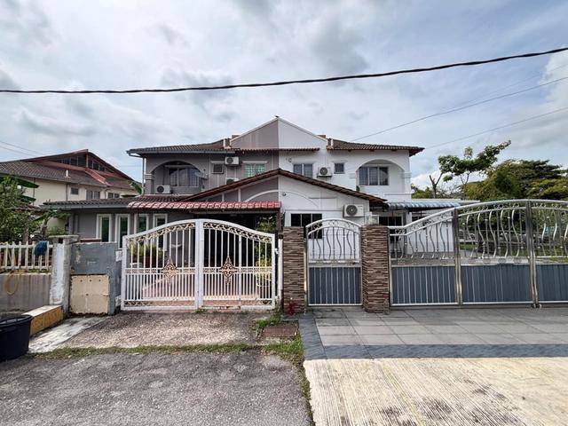 RENOVATED SemiD Cluster Double Storey Taman Putra Perdana Puchong
