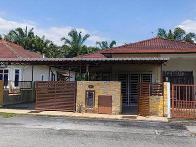 Renovated SemiD Taman Setia Jenjarom Selangor Luas 2700 sqft