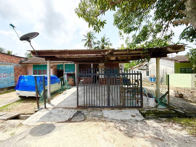 Renovated Single Storey Taman Damai Simpang Morib Banting